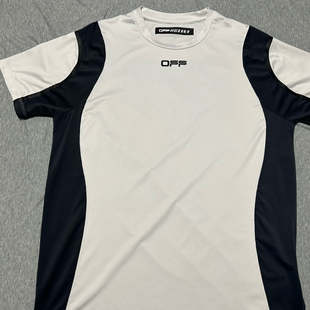Off white Tee shirt